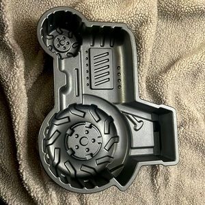Nordic Ware Tractor Cake Pan